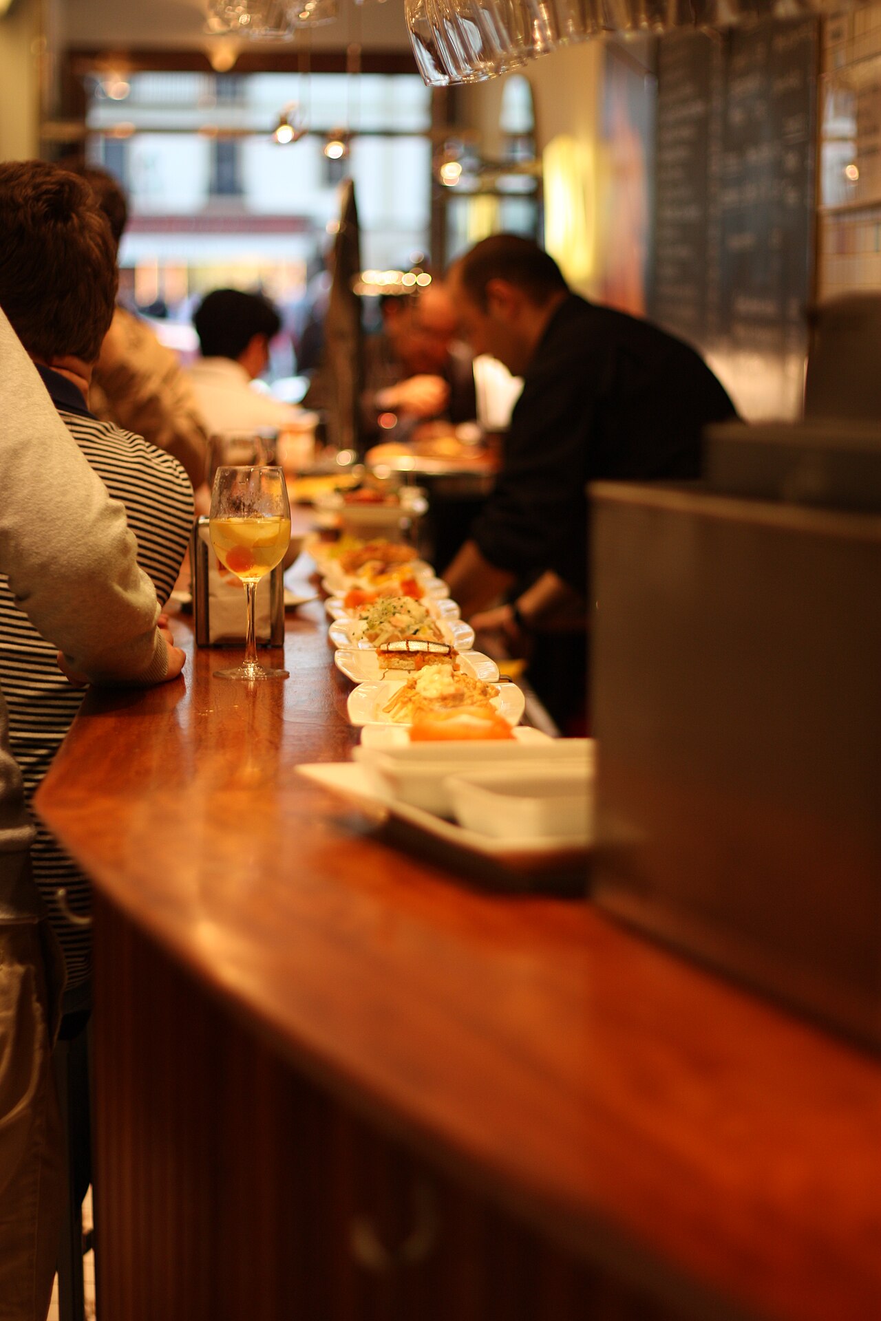 Selección de pintxos vascos